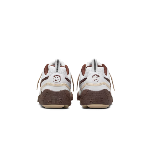 Nike Zoom Field Jaxx White and Light Chocolate