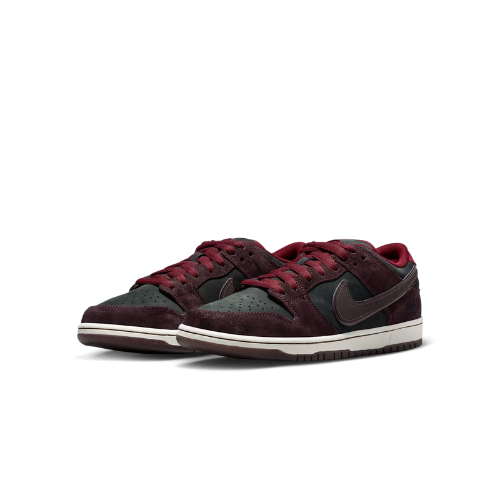 Nike SB Dunk Low Pro x Riot Skateshop Mahogany and Team Red