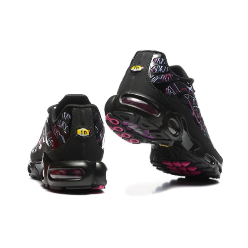 Nike Air Max Plus "Black & Red" (TN)