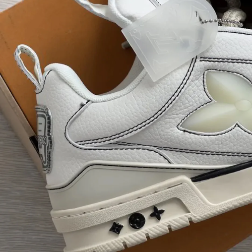 Sneaker LV Skate Triple White