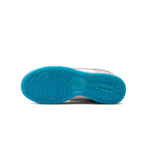 Nike Dunk Low LX Year of the Dragon