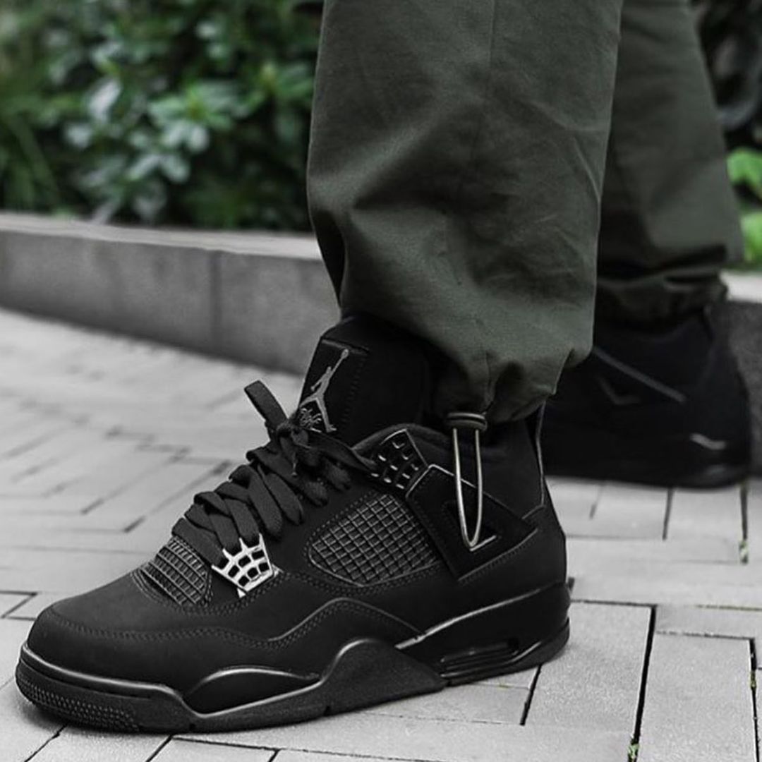 Nike Air Jordan 4 Retro Black Cat