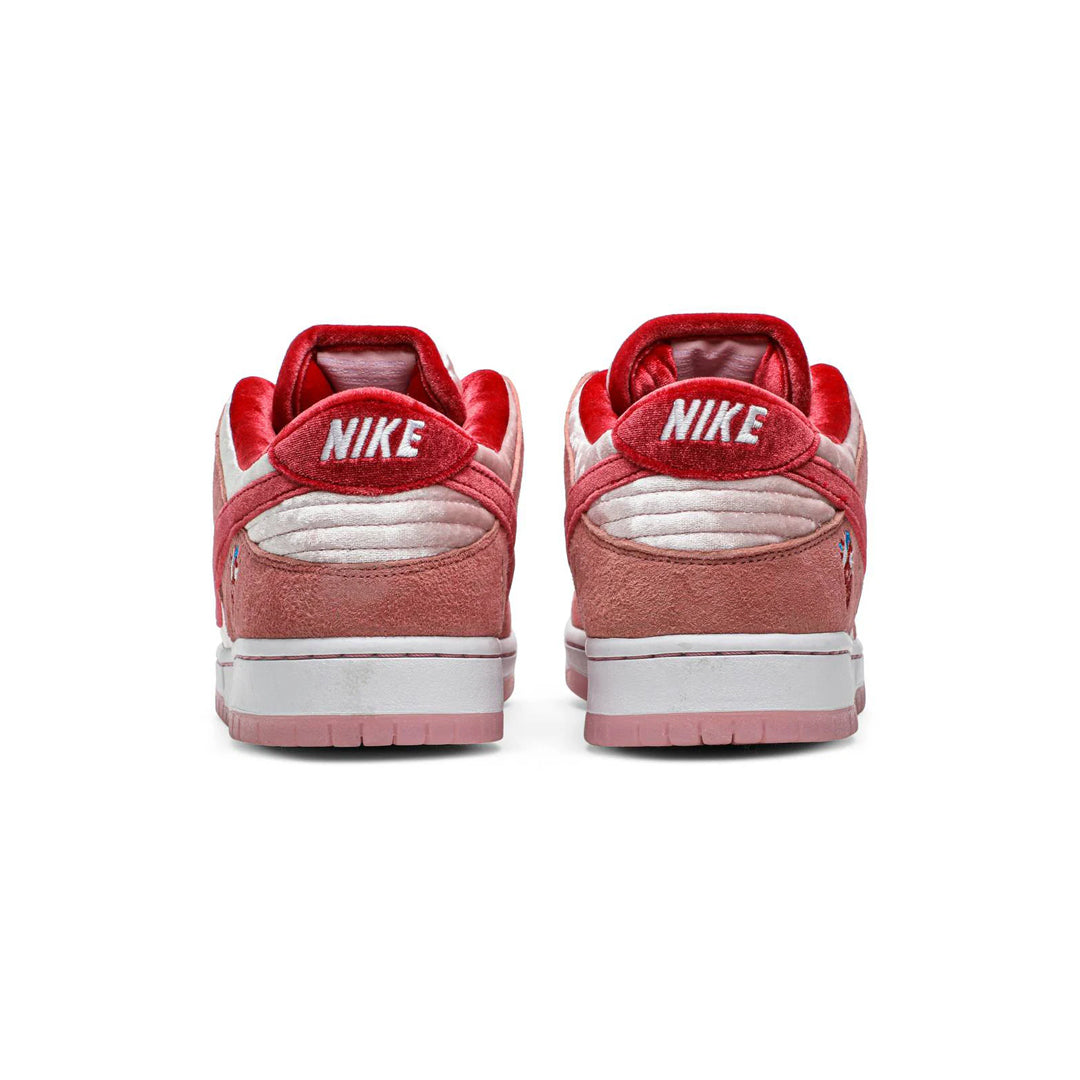 NIKE DUNK LOW STRANGELOVE