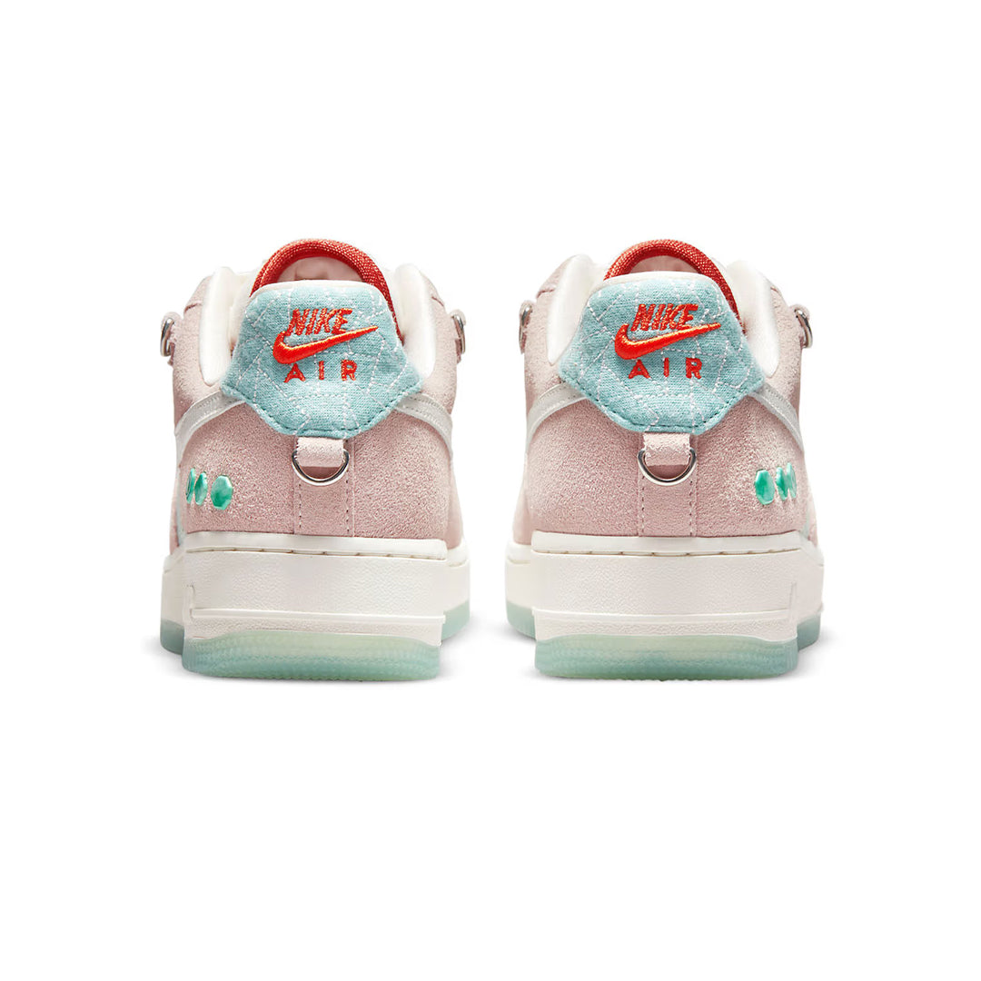 NIKE AIR FORCE 1 SHAPELESS