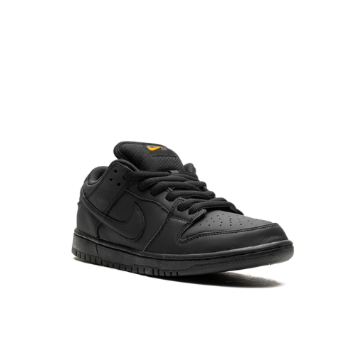 Nike baskets SB Dunk 'Triple Black/Orange'