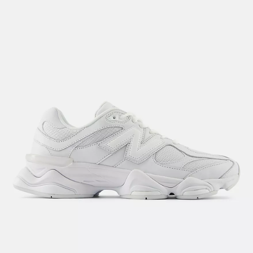 NEW BALANCE 9060 TRIPLE WHITE