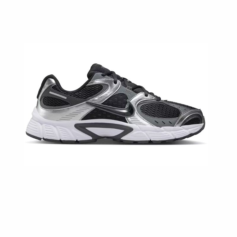 Nike V5 RNR Black / Black / Anthracite / Smoke Grey