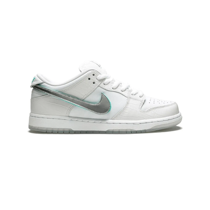 Nike x Diamond Supply Co. SB Dunk Low Pro OG QS "White"