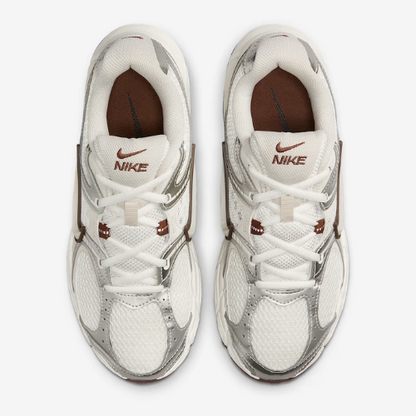 Nike V5 RNR Sail/Fauna Brown/Phantom/Light Orewood Brown