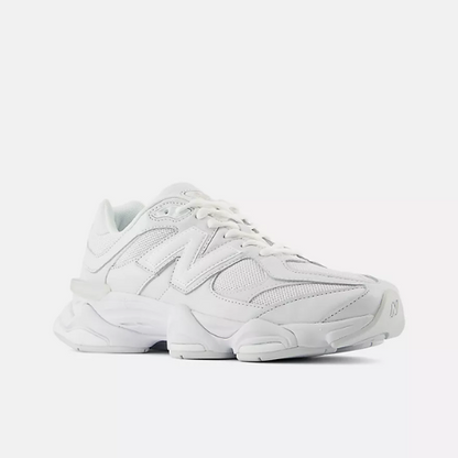 NEW BALANCE 9060 TRIPLE WHITE