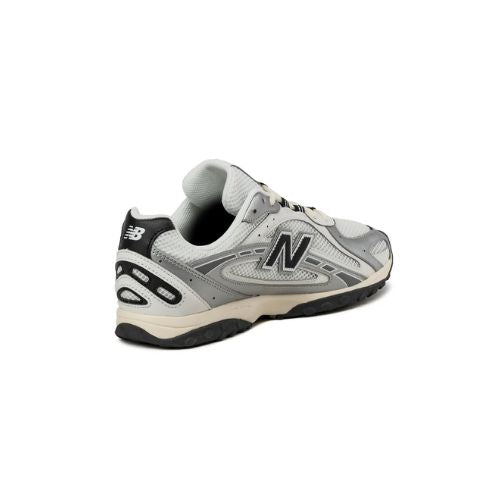 New Balance 204L