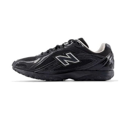 New Balance 204L  Black