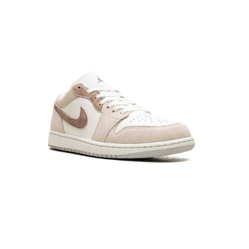 Air Jordan 1 Low "Light Brown"