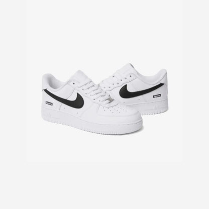 Nike Air Force 1 Low Supreme