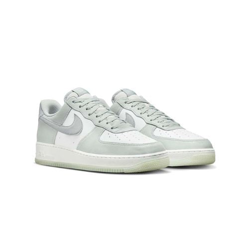 Nike Air Force 1 ’07  Light Silver / Pumice
