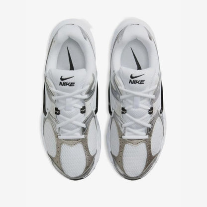 Nike V5 RNR "Vast Grey / Metallic Silver"