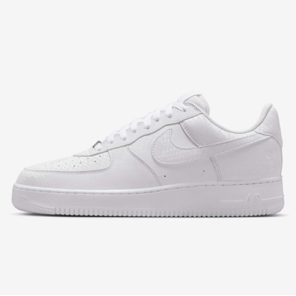 Kobe Bryant x Nike Air Force 1 Low « Triple White »