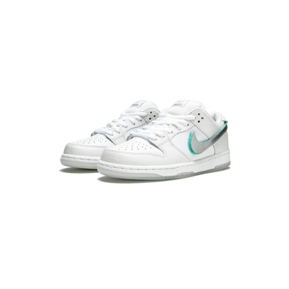 Nike x Diamond Supply Co. SB Dunk Low Pro OG QS "White"