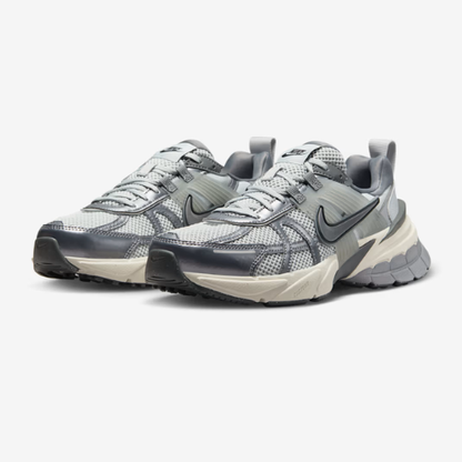 Nike V2K Run gris