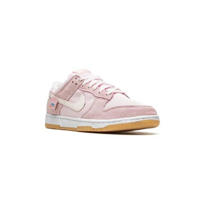 Nike Dunk Low SE "Teddy Bear"