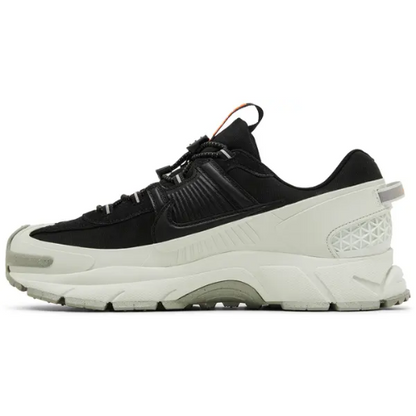 Nike Zoom Vomero Roam 'Black Light Silver'