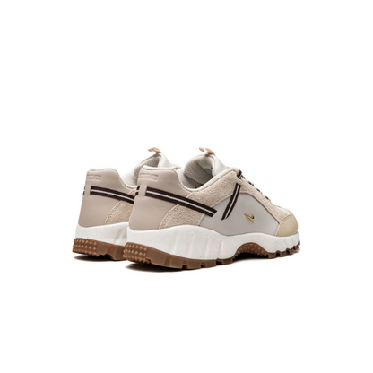 Nike x Jacquemus baskets Air Humara LX