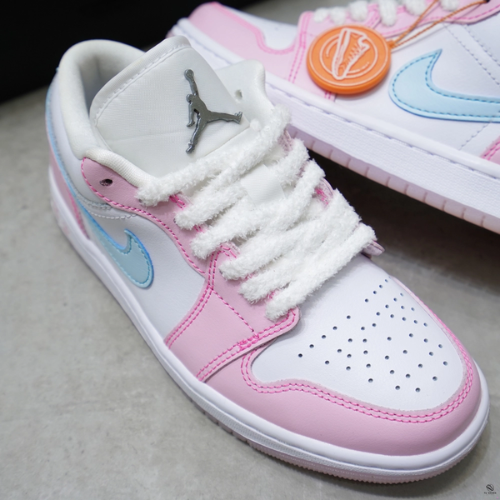 Air Jordan 1 Low ‘Pink Foam’