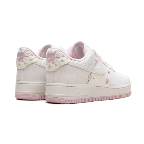 Nike Air Force 1 Low Valentine’s Day 2025