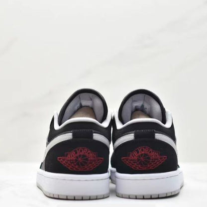 Air Jordan 1 Low "Black / White"