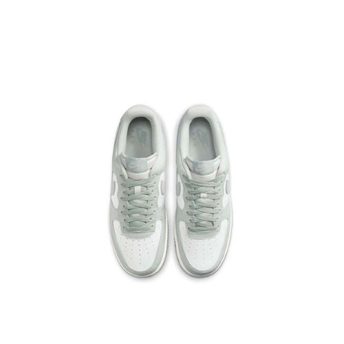 Nike Air Force 1 ’07  Light Silver / Pumice