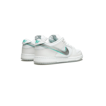 Nike x Diamond Supply Co. SB Dunk Low Pro OG QS "White"
