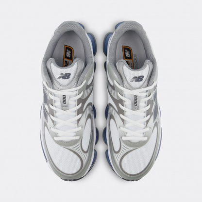 New Balance 2000 ' Silver Metallic '