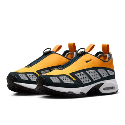 Nike Air Max SNDR Canyon Gold