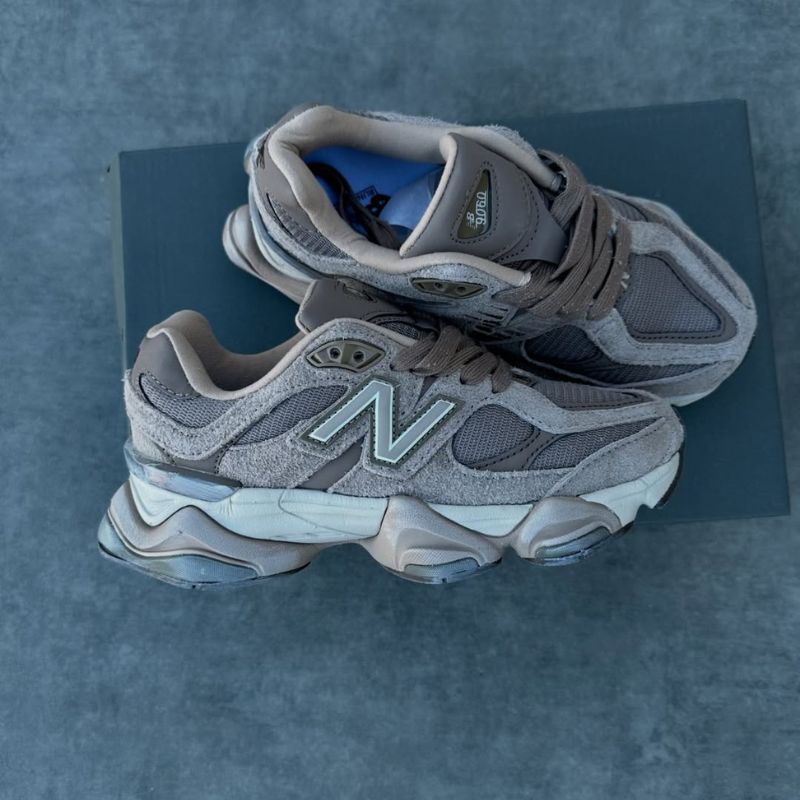 New Balance 9060 Mushroom Brown