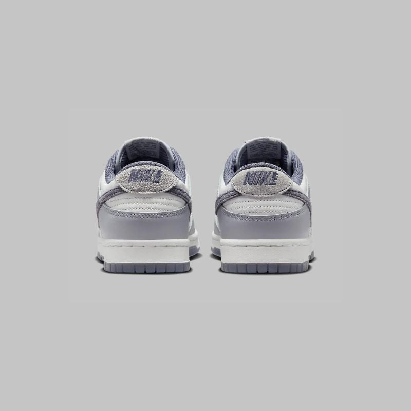 Nike Dunk Low SE Shoes 'Light Carbon' Grey