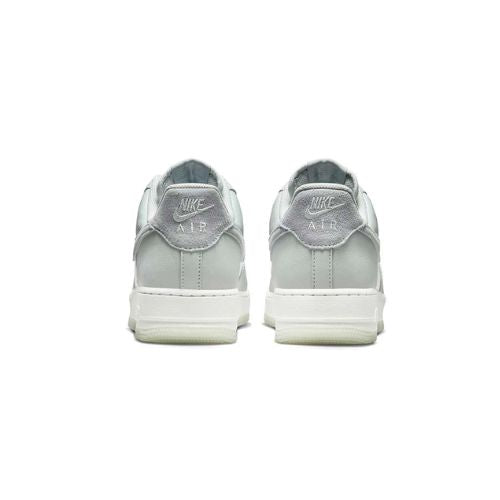 Nike Air Force 1 ’07  Light Silver / Pumice