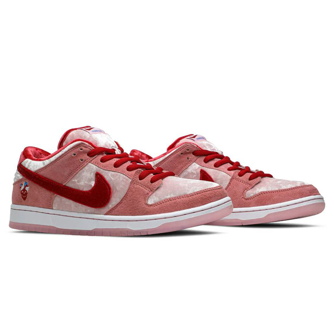 NIKE DUNK LOW STRANGELOVE