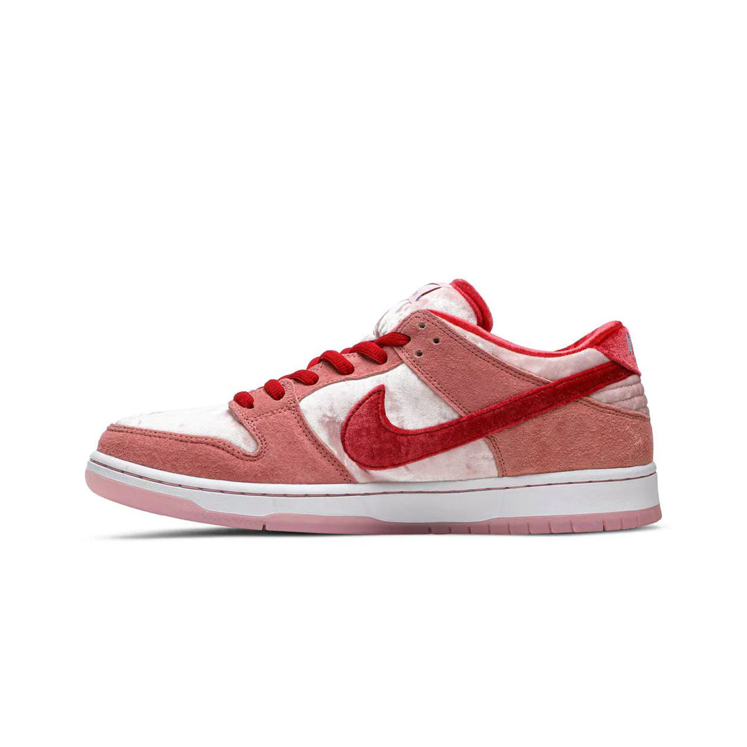 NIKE DUNK LOW STRANGELOVE