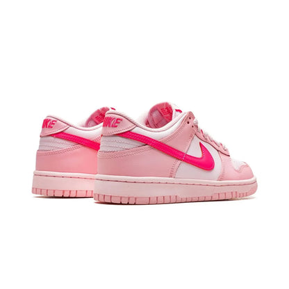 NIKE DUNK LOW TRIPLE PINK