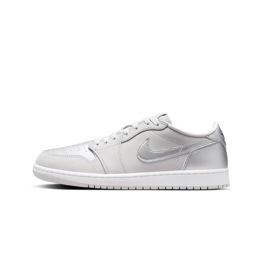 NIKE DUNK LOW  WMNS  METALLIC SILVER