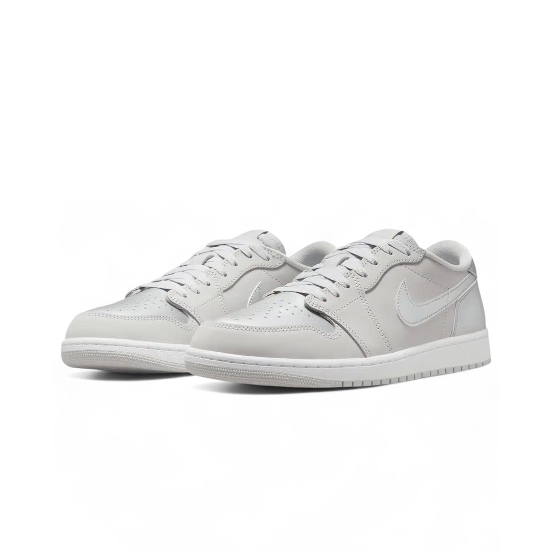 NIKE DUNK LOW  WMNS  METALLIC SILVER